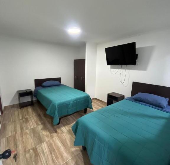 Номер Стандарт, Hostal The Marys House