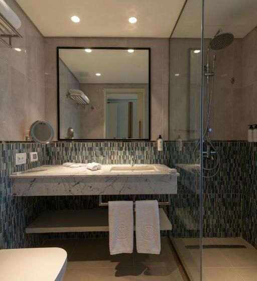 سوییت با چشم‌انداز دریا, Palma Bay Rotana Resort   New Alamein