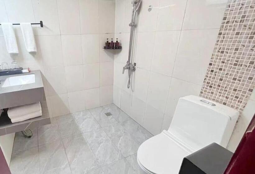 Номер Стандарт, Yilong Yitang Hotel Kunming Railway Station Joy City Center