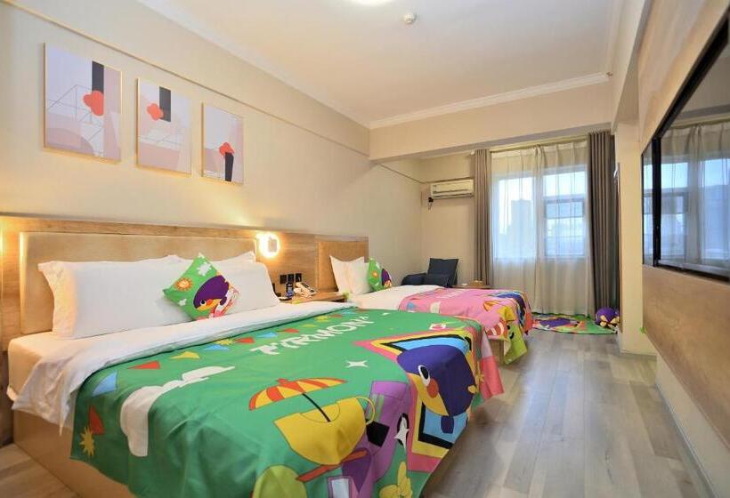 Семейный Номер Deluxe, Yilong Yitang Hotel Kunming Railway Station Joy City Center