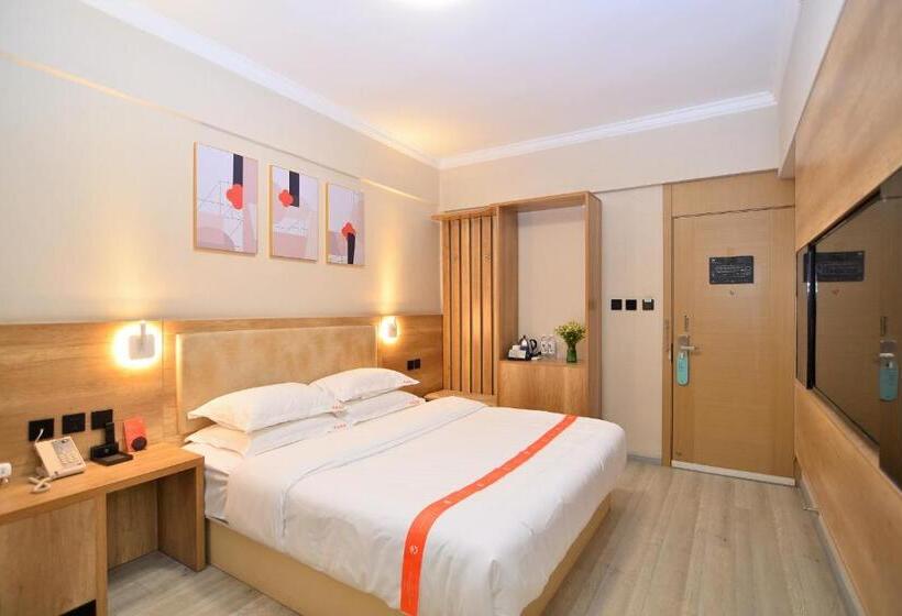 Семейный Номер Superior, Yilong Yitang Hotel Kunming Railway Station Joy City Center