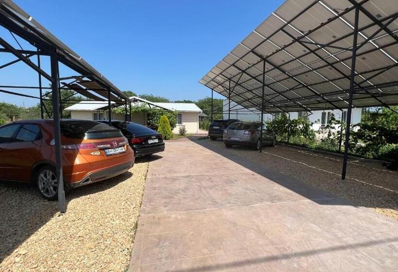 Семейный Номер, Green House Gribovka