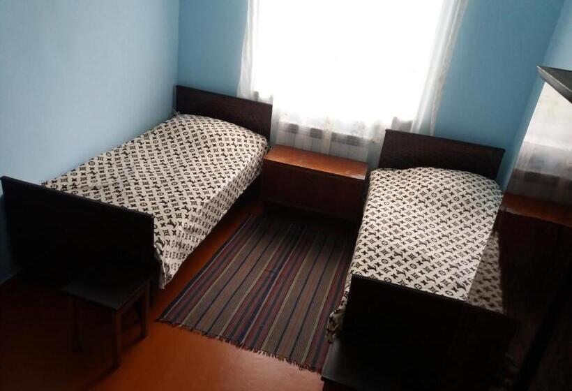 标准房带园景, Ashot & Gohar B&b