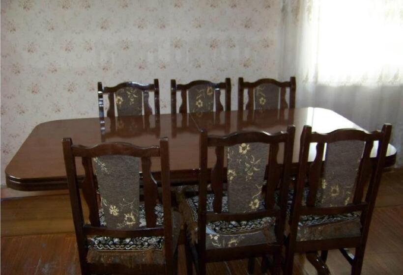 Номер Стандарт Трехместный, Ashot & Gohar B&b