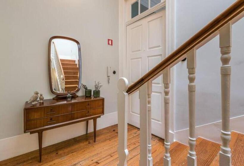 اتاق لوکس با بالکن, Oporto City Flats   Casa Da Picaria