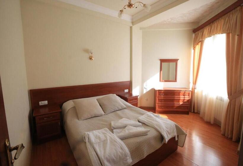 Трехместный Номер Deluxe, Jermuk Ani