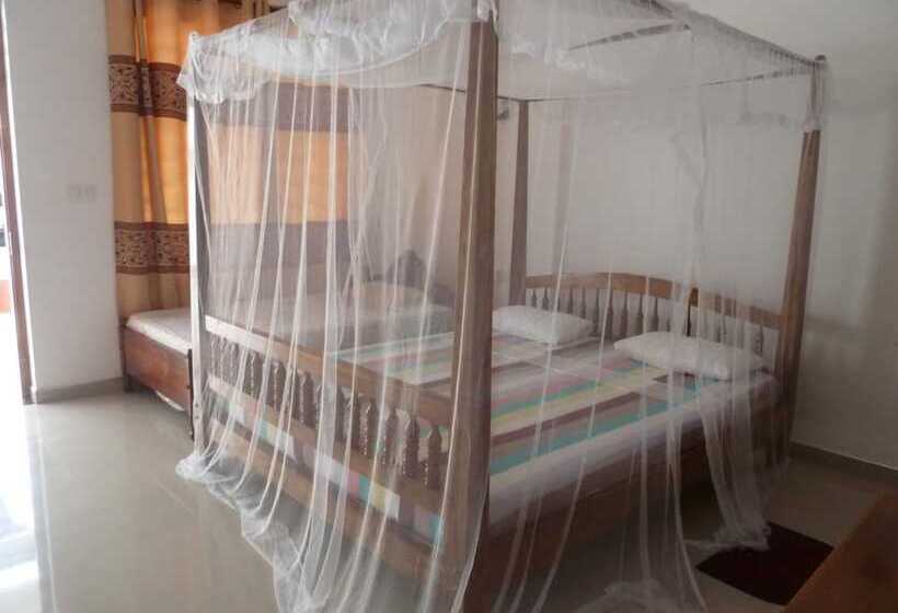 Номер Стандарт, Samaru Beach House