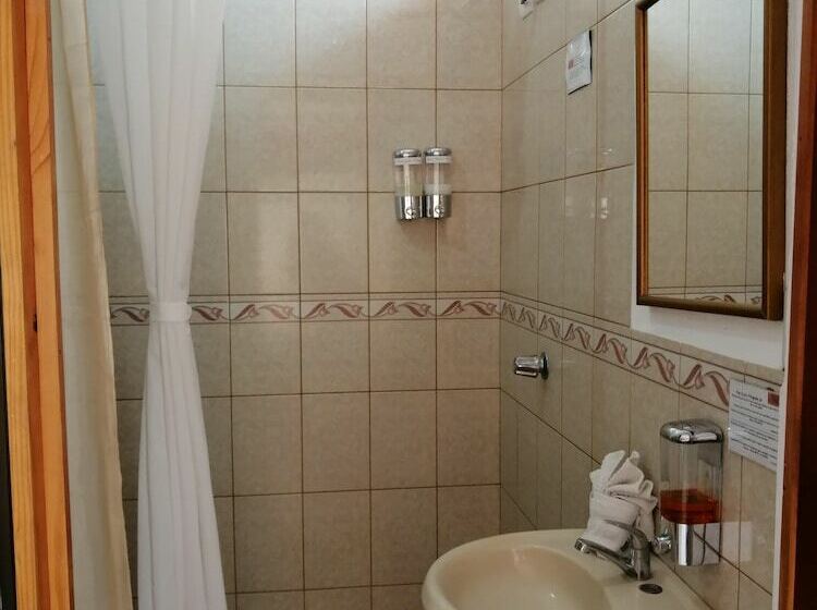 اتاق استاندارد, Novohostal B&b