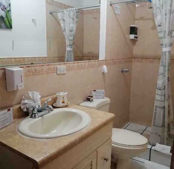 اتاق استاندارد, Novohostal B&b