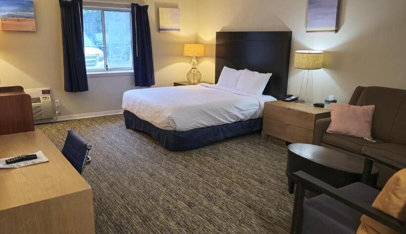 Стандартный Номер Кровать Кинг, Rodeway Inn Formerly Camp Inn Lodge