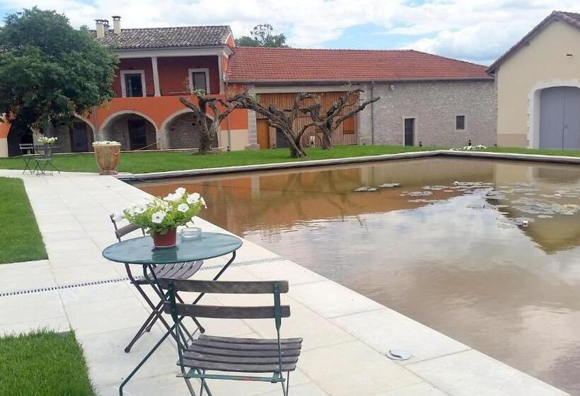 Семейный Полулюкс, Domaine De Ceyrac