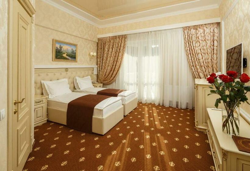 Номер Deluxe с Балконом, Chevalier Hotel & Spa