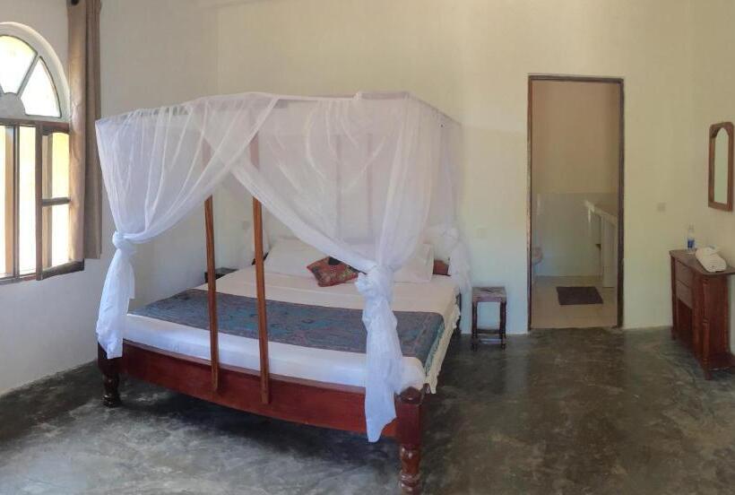 Quarto Deluxe Vista Mar com Sacada, Lazy Beach House