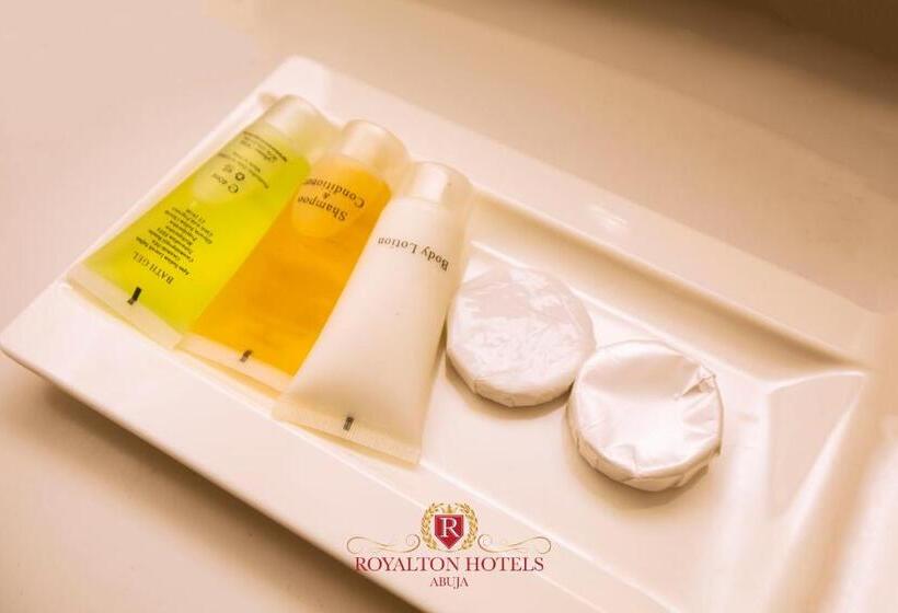 سوییت اجرایی, Royalton Hotels Abuja