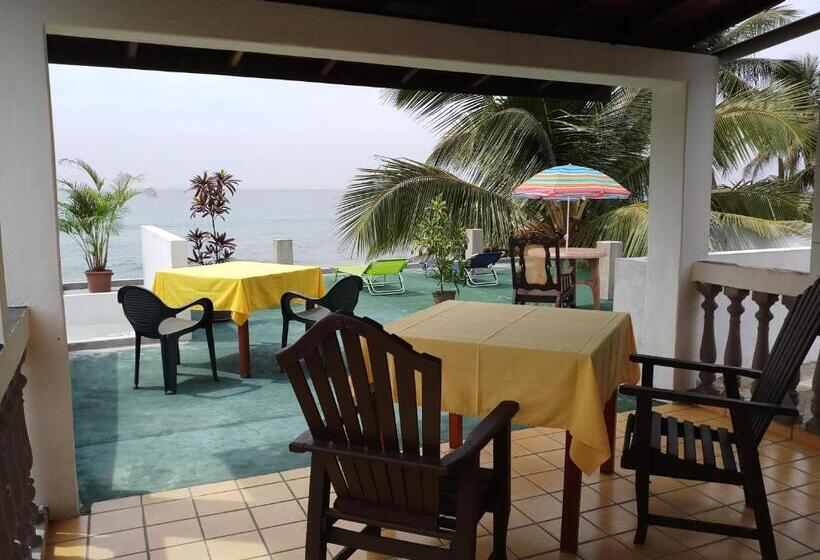 1 Bedroom Deluxe Apartment Sea View, Apollo