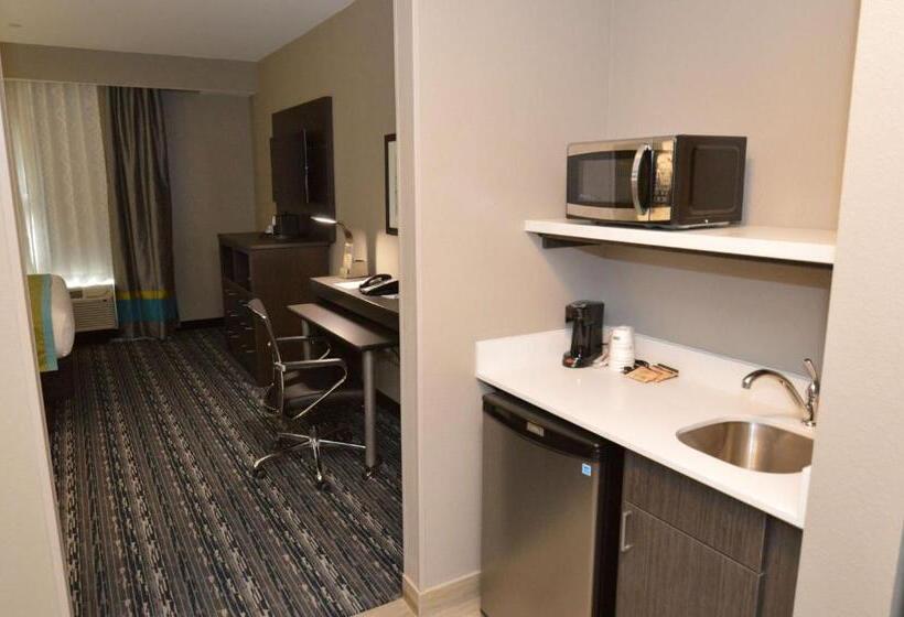 스탠다드 룸 킹사이즈 침대, Best Western Plus Pasadena Inn And Suites