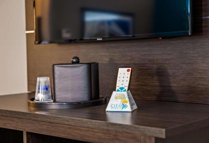 디럭스 스위트 킹 침대, Best Western Plus Pasadena Inn And Suites