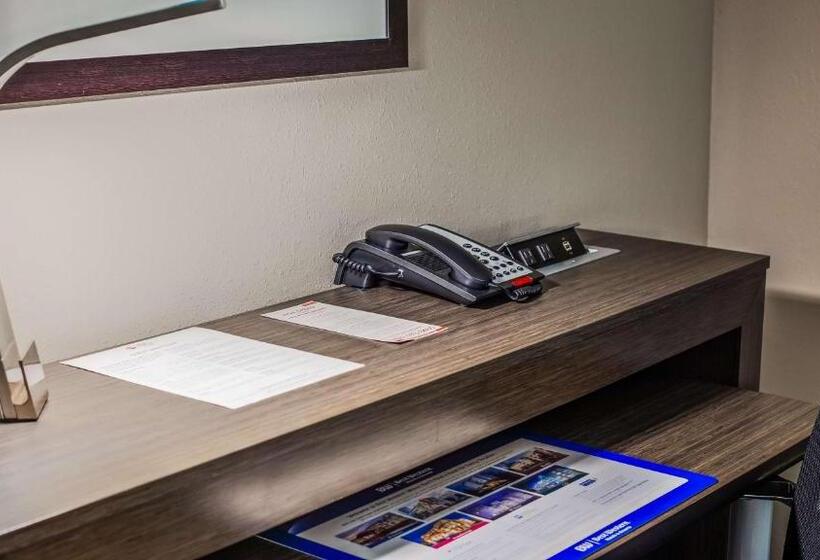 장애인을 위한 스탠다드 룸, Best Western Plus Pasadena Inn And Suites