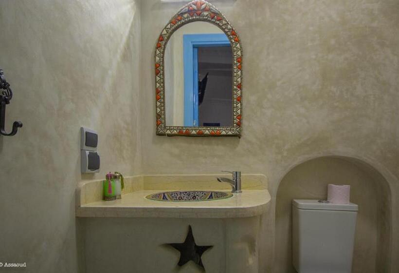חדר דלוקס, Puerta Azul