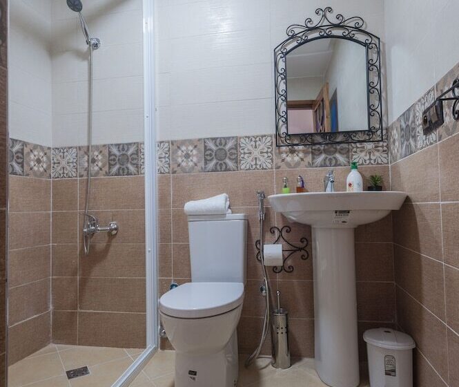 חדר אקונומי, Puerta Azul