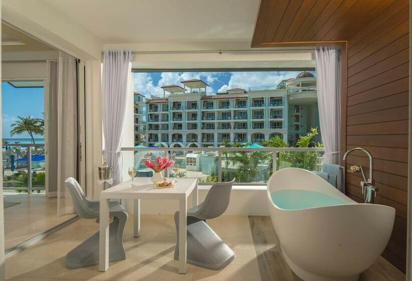 سوییت با چشم‌انداز دریا, Sandals Royal Barbados All Inclusive  Couples Only