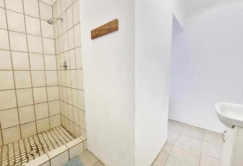 Номер Стандарт Вид на Горы, Kwetu Guest Farm