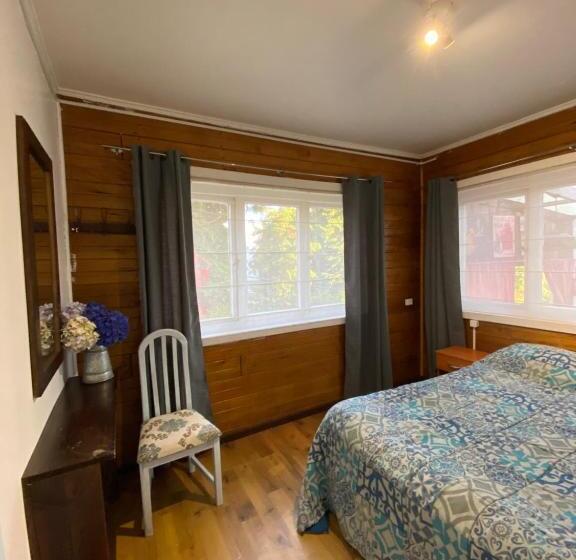 Номер Стандарт Совместная Ванная, La Guapa Hostel