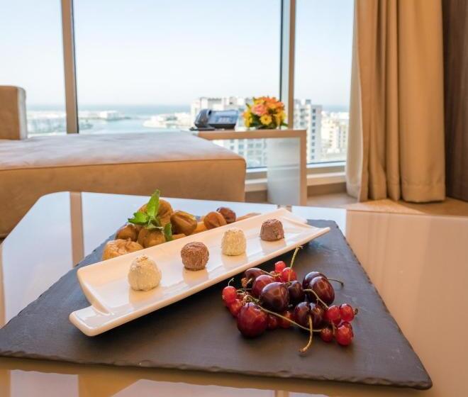 اتاق لوکس با چشم‌انداز شهر, The Grove Hotel & Conference Centre Bahrain