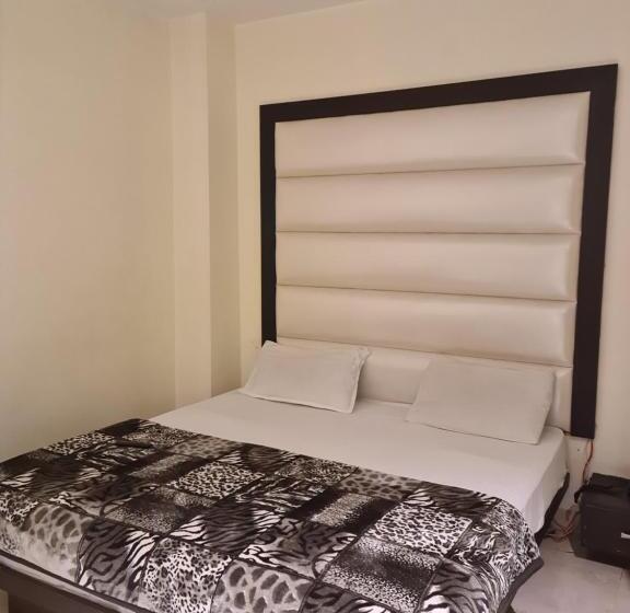 Номер Deluxe, Star Inn