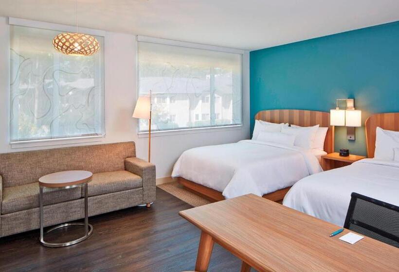 스탠다드 스튜디오, Element Seattle Redmond