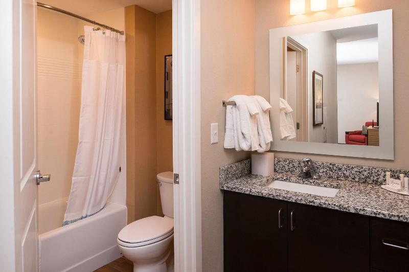 Люкс, Towneplace Suites By Marriott Charlestonwest Ashley