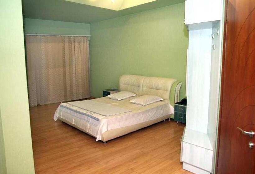 Suite with Pool, Sachveno