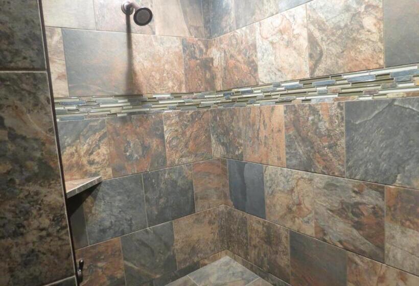Люкс Кровать Кинг, Kodiak Mountain Resort