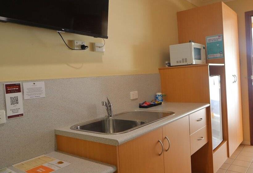 Семейный Номер, Country Roads Motor Inn Gayndah