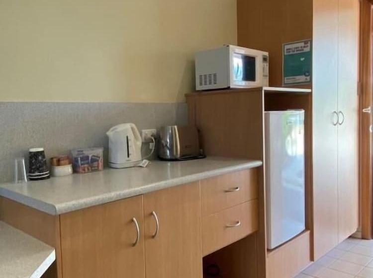 Номер Deluxe, Country Roads Motor Inn Gayndah