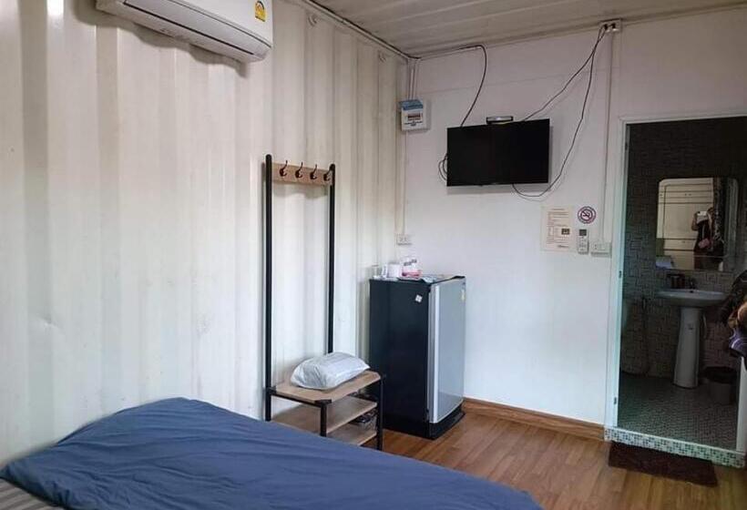 Номер Стандарт, หนึ่งหกแปดconnerแอดเขาใหญ่
