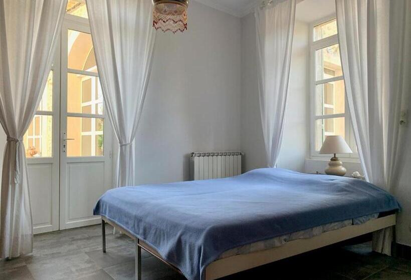 Четырехместный Номер Deluxe, Château Meilhen
