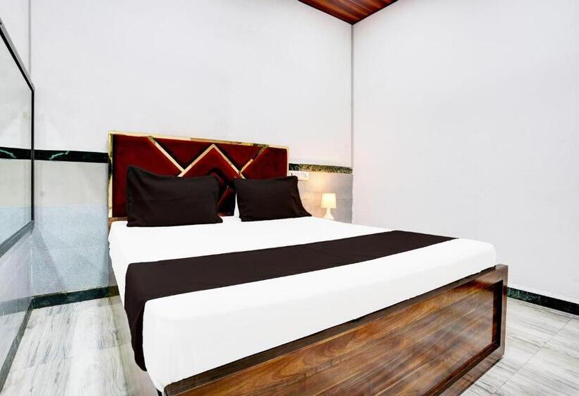Трехместный Номер Классика, Spot On Hotel Yatri
