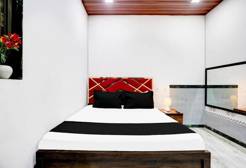 Трехместный Номер Классика, Spot On Hotel Yatri