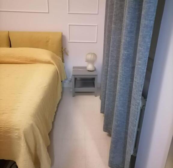 غرفة قياسية ثلاثية, B&b Dolce Casa
