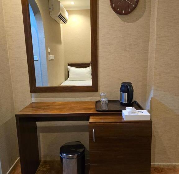 Четырехместный Номер Стандарт, Diouf Al Maqam Hotel 4