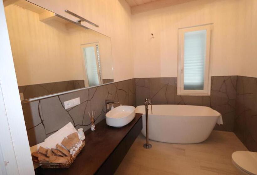 اتاق لوکس, Bed & Breakfast Grimaldi Di Elena