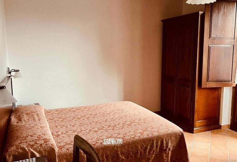 Номер Deluxe с Балконом, Villa Lagaria