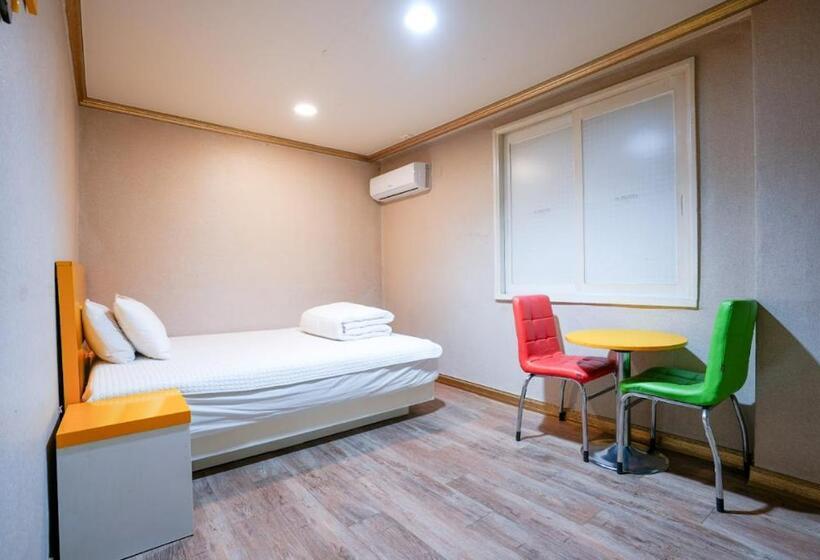 اتاق استاندارد, 대연동 케이 모텔 K Motel Daeyeon Busan