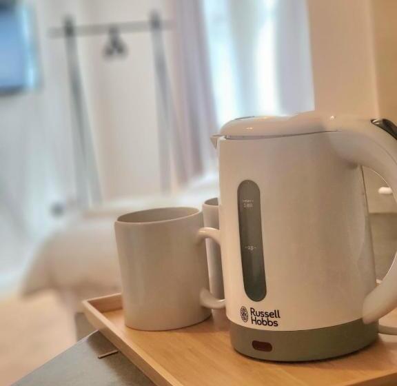 Номер Стандарт, London En Suite Double Rooms   Leytonstone E11