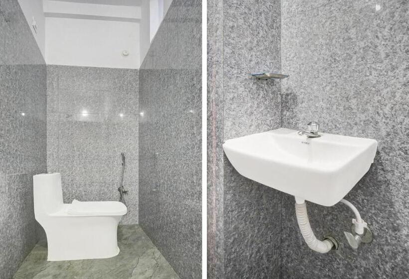 اتاق کلاسیک سه تخته, O Arsh Residential