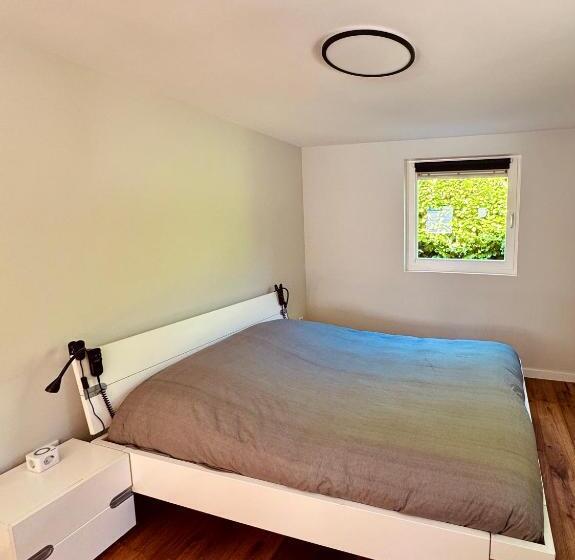 اتاق لوکس, B&b Eekhoornpad