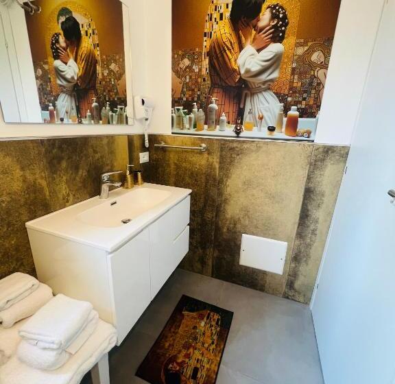 اتاق استاندارد با بالکن, B&b Rifugio Degli Artisti   Themed Rooms