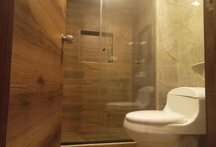 Quarto Economy, Dulce Hogar Colombiano