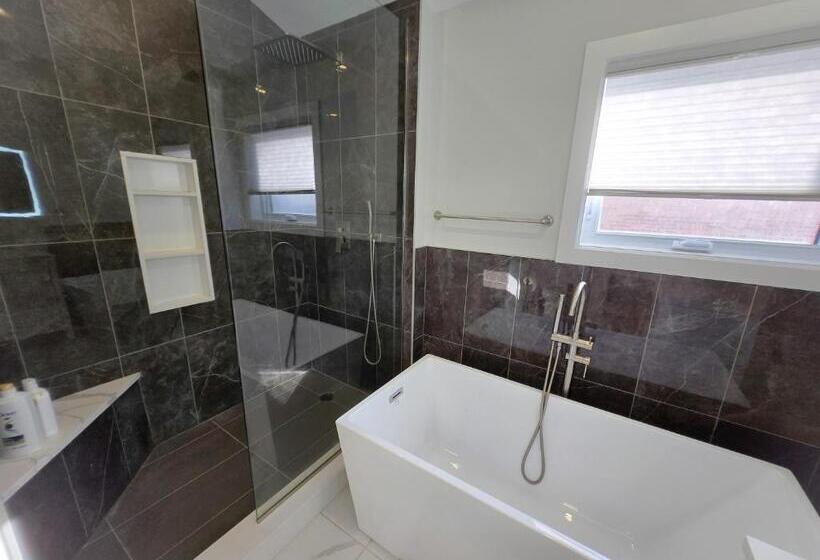 总统套房, Byward Market Luxury Guesthouse